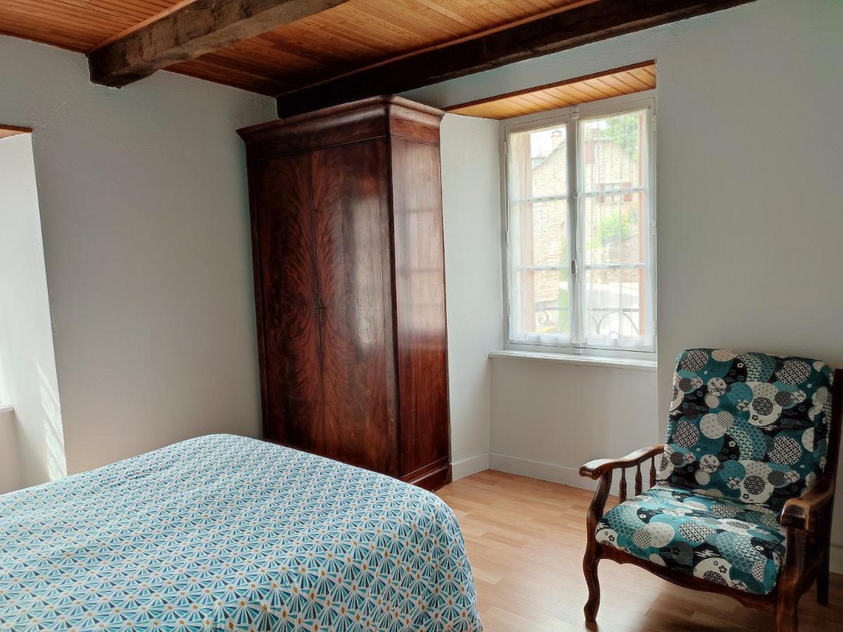 Maison Charmante A Florentin La Capelle Avec Jardin Et Vue Montagne Exteriör bild