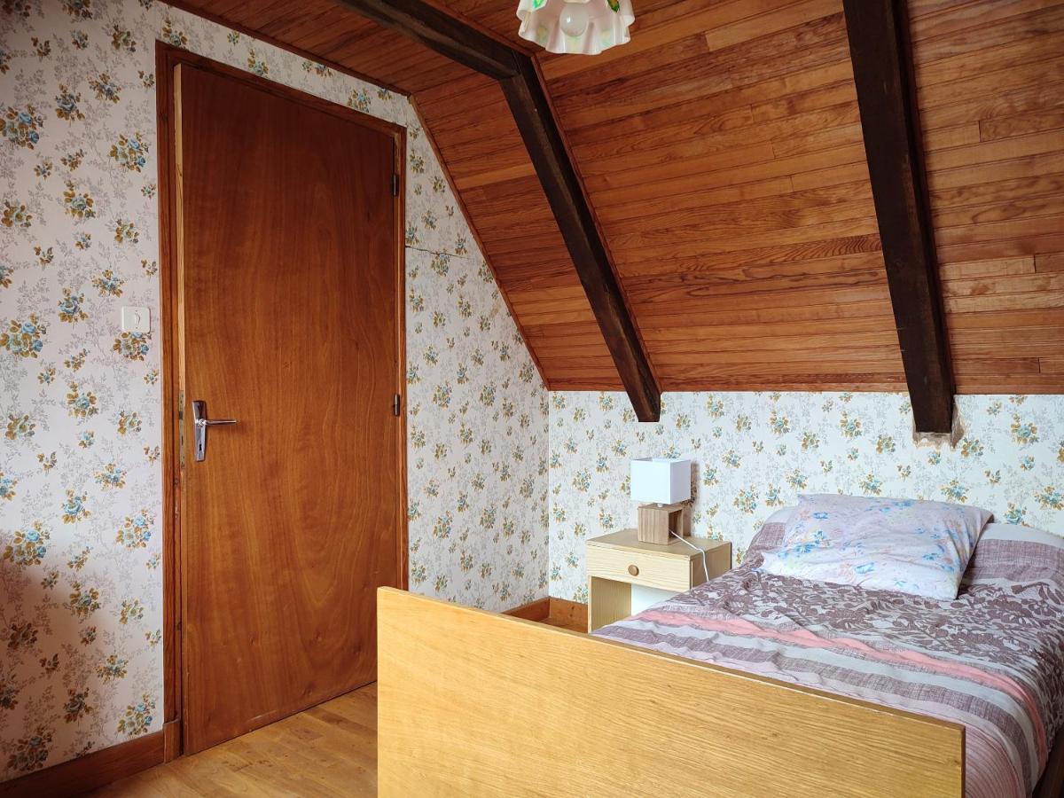 Maison Charmante A Florentin La Capelle Avec Jardin Et Vue Montagne Exteriör bild